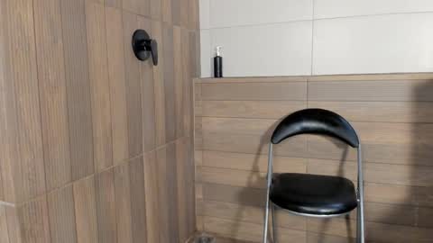 Nick  online show from March 4, 12:22 pm