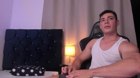 nick_zackk online show from August 6, 3:19 am