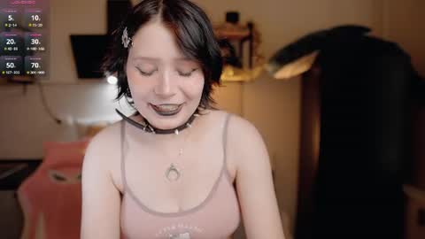 Snapshot of nickari_x chatting on June 25, 5:56 am nickari_x online show from June 25, 5:56 am