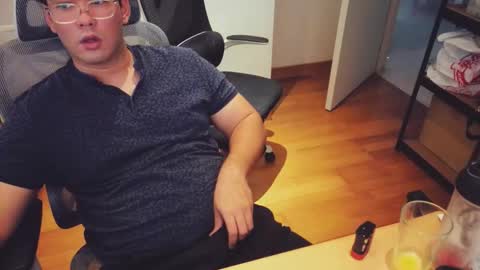 nickcage813 online show from September 22, 8:49 am