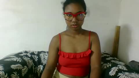 Snapshot of nickiqqyuu chatting on July 21, 6:27 am nickiqqyuu online show from July 21, 6:27 am