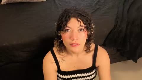Snapshot of nickollsaenz chatting on June 25, 4:12 am nickollsaenz online show from June 25, 4:12 am
