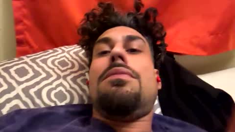 Snapshot of nicksos chatting on February 8, 10:18 am nicksos online show from February 8, 10:18 am