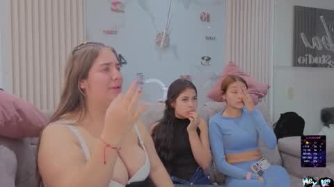 nicky_as online show from October 29, 1:46 pm