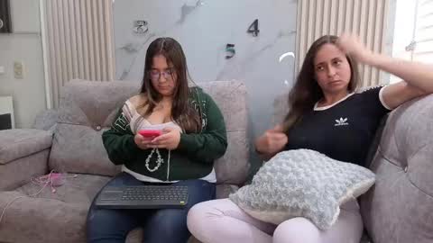 nicky_as online show from May 4, 3:41 pm