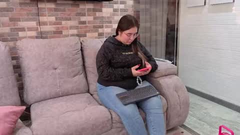 Snapshot of nicky_as chatting on May 12, 1:30 pm nicky_as online show from May 12, 1:30 pm