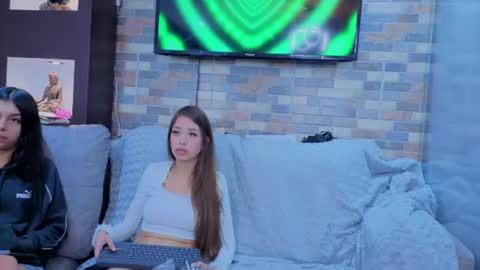 nicky_as online show from June 22, 5:59 am