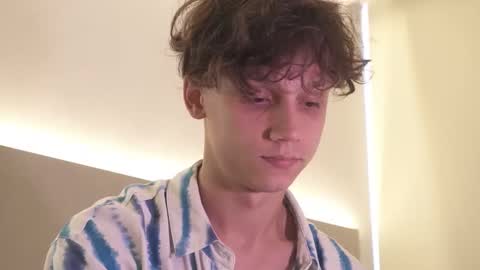 Nicky Neal online show from October 24, 2:52 am