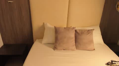 Snapshot of nicky_peyton chatting on May 6, 2:40 am Nicky online show from May 6, 2:40 am