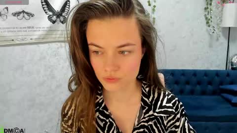 Snapshot of nicky_r0se chatting on May 20, 3:02 am Ameli online show from May 20, 3:02 am