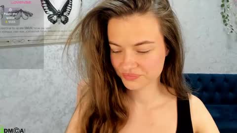 Snapshot of nicky_r0se chatting on May 26, 3:13 am Ameli online show from May 26, 3:13 am