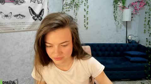 Snapshot of nicky_r0se chatting on May 28, 3:04 am Ameli online show from May 28, 3:04 am