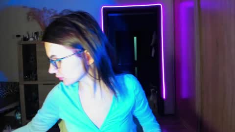 Snapshot of nicky_weekends chatting on January 26, 2:24 am Nicky Weekends online show from January 26, 2:24 am