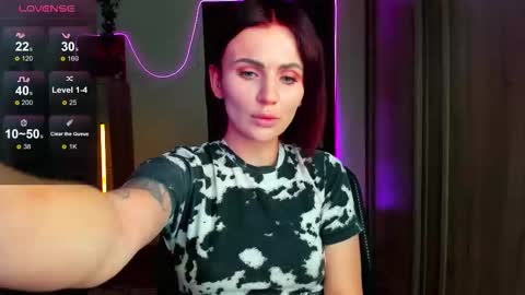 Snapshot of nicky_weekends chatting on September 13, 3:17 am Nicky Weekends online show from September 13, 3:17 am