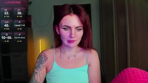 Snapshot of nicky_weekends chatting on September 20, 1:28 am Nicky Weekends online show from September 20, 1:28 am