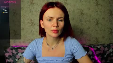 Snapshot of nicky_weekends chatting on September 25, 3:32 am Nicky Weekends online show from September 25, 3:32 am