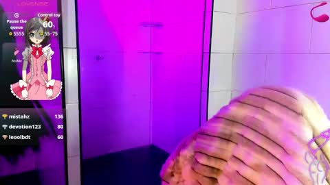 Nicky online show from January 18, 3:21 am