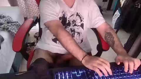 nico0217 online show from April 12, 9:53 pm