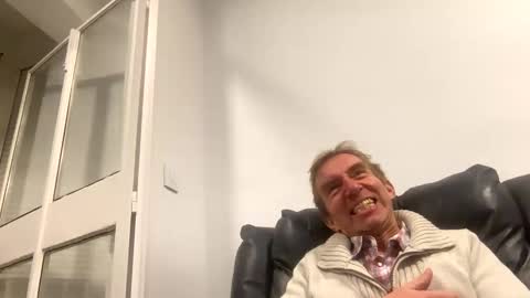 Snapshot of nico181969 chatting on February 7, 7:38 pm Nico online show from February 7, 7:38 pm