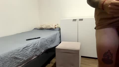 nicolas online show from January 16, 3:23 am