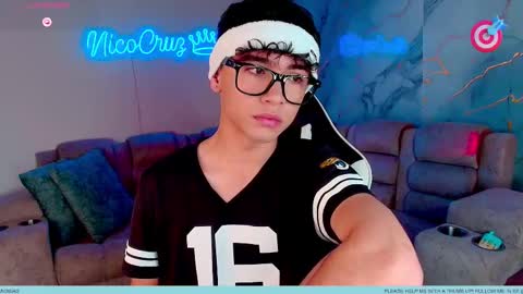 nico online show from February 27, 10:43 pm