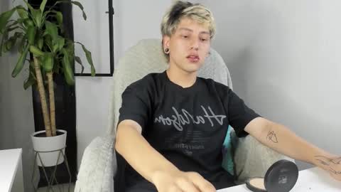 Nico  online show from November 5, 4:34 am