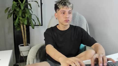 Nico  online show from November 15, 5:27 am