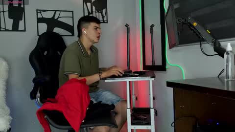 Snapshot of nico_pelusa chatting on March 14, 11:26 am Nico online show from March 14, 11:26 am