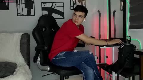 Snapshot of nico_pelusa chatting on March 20, 10:31 am Nico online show from March 20, 10:31 am