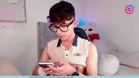 Snapshot of nico_prince chatting on June 17, 9:16 pm nico online show from June 17, 9:16 pm