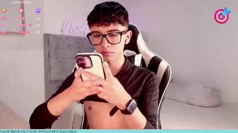 Snapshot of nico_prince chatting on July 16, 10:27 pm nico online show from July 16, 10:27 pm