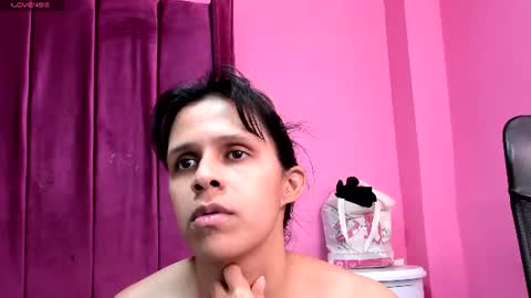 Snapshot of nicohillx chatting on July 10, 8:33 pm nicohillx online show from July 10, 8:33 pm