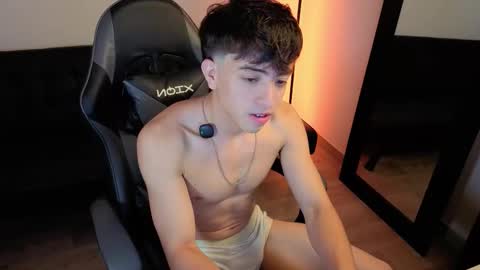 Nicolas online show from March 16, 9:08 pm