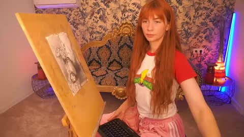 Nicol Moonn online show from April 17, 12:30 pm