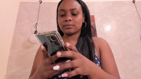 Snapshot of nicol_villa_ chatting on January 21, 12:29 pm Nicol Villa online show from January 21, 12:29 pm