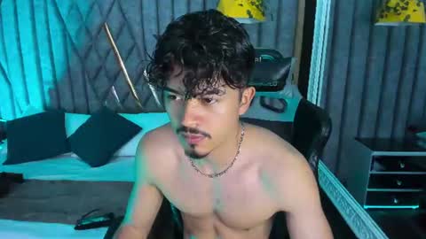 Snapshot of nicolaikarav chatting on June 28, 12:22 pm Nicolai online show from June 28, 12:22 pm