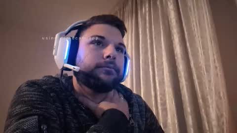 nicolasexy98 online show from December 5, 6:55 am