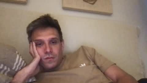 nicolaspercha online show from April 7, 7:25 pm