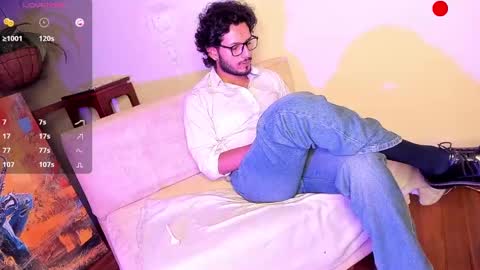 nicolasrodrii online show from December 13, 5:38 am