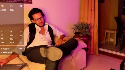 nicolasrodrii online show from January 18, 11:55 pm