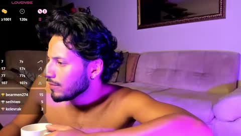 nicolasrodrii online show from February 2, 4:37 am