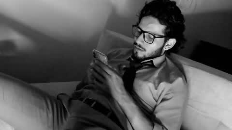 nicolasrodrii online show from March 2, 4:39 am