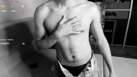 nicolasrodrii online show from March 7, 12:58 am