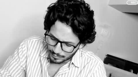 nicolasrodrii online show from March 9, 9:36 pm