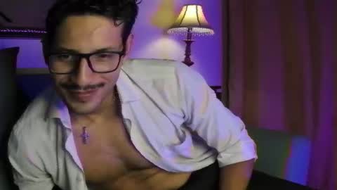 Snapshot of nicolasrodrii chatting on March 9, 11:31 pm nicolasrodrii online show from March 9, 11:31 pm