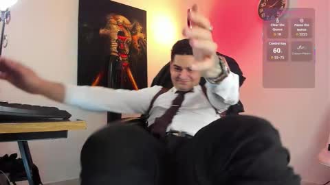 Nicolas Fellener online show from December 3, 5:15 am