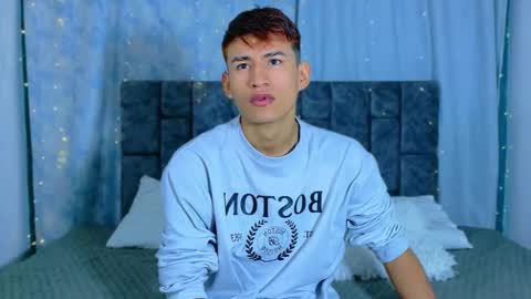nicolastorres__ online show from March 23, 4:27 am