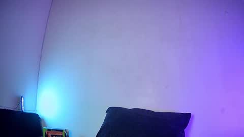 Snapshot of nicolatinboy chatting on February 22, 9:13 pm NicoLatinBoy online show from February 22, 9:13 pm