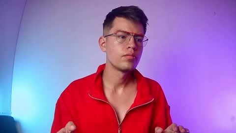 Snapshot of nicolatinboy chatting on March 1, 9:17 pm NicoLatinBoy online show from March 1, 9:17 pm