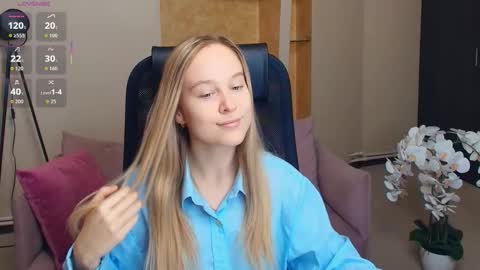 Nicoletta online show from December 5, 7:21 pm